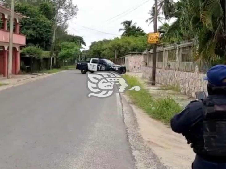 Personas armadas siembran terror en costas de Agua Dulce