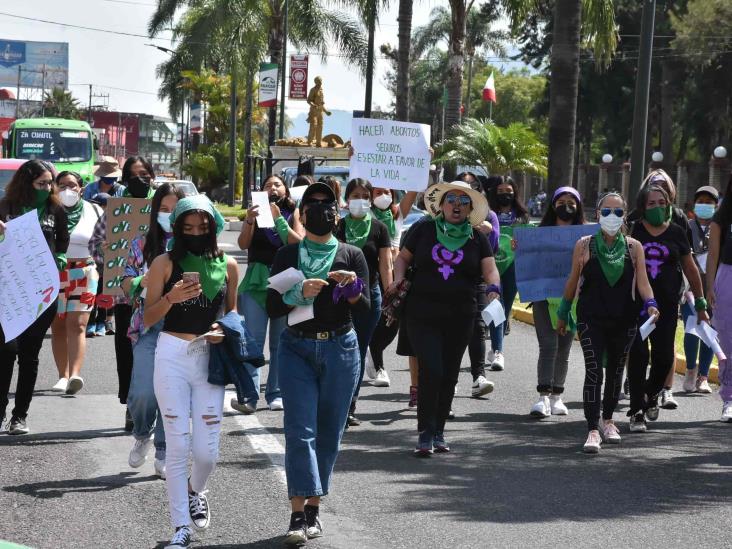 Por Día Global del Aborto Seguro, feministas realizan marcha en Orizaba