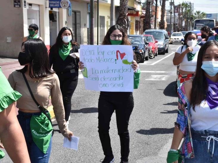 Por Día Global del Aborto Seguro, feministas realizan marcha en Orizaba