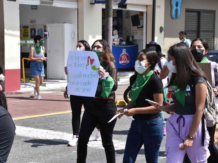 Por Día Global del Aborto Seguro, feministas realizan marcha en Orizaba