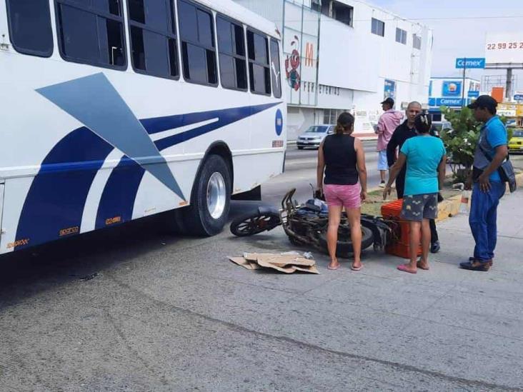 Muere hombre de la tercera edad tras ser atropellado por urbano