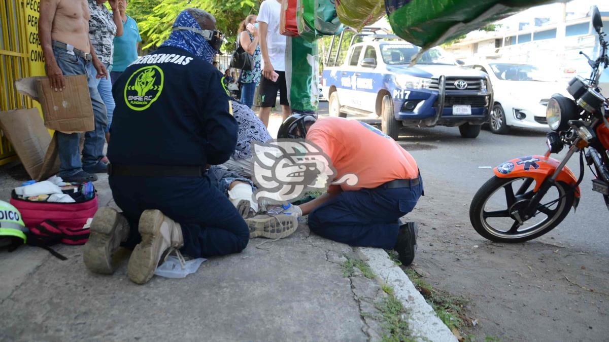 Motociclista Resulta Con Fractura Expuesta Tras Choque En Puerto De