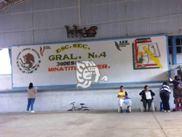 Regresan a presenciales en la Secundaría General No.4 de Minatitlán