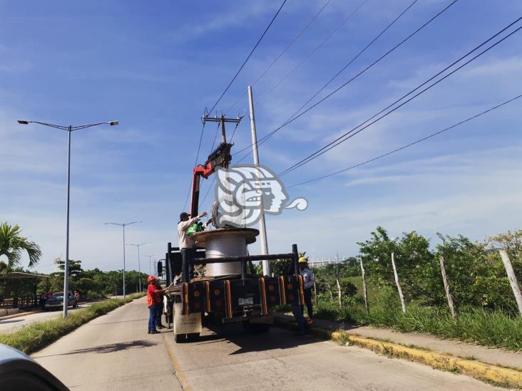 Suspendieron actividades dependencias de Ixhuatlán por falta de energía