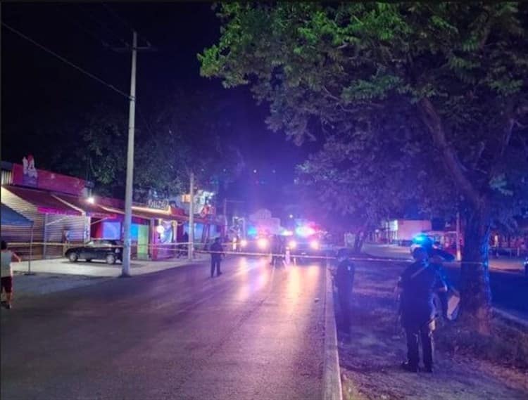 Sicarios desatan lluvia de balas y muerte en cervecería de Cancún