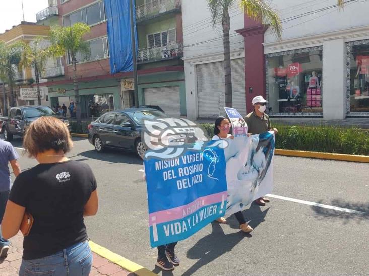 En Orizaba, ciudadanos y feligreses realizan marcha ‘a favor de la vida’