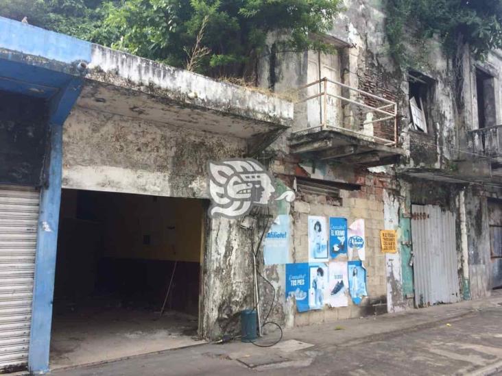 Preocupa a vecinos local abandonado en centro histórico