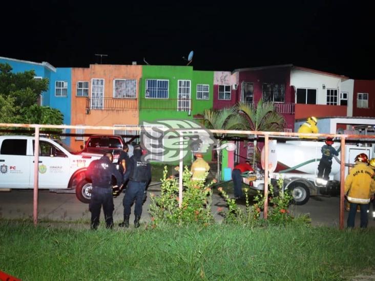 Vecino de fraccionamiento de Coatzacoalcos pierde la vida en incendio