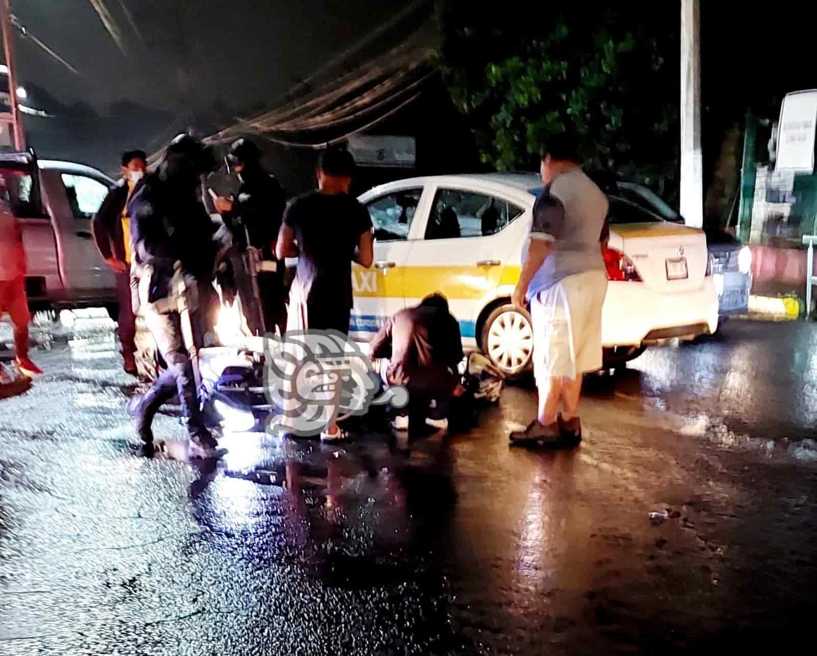 Choque Entre Taxi Y Motocicleta Deja Dos Lesionados En C Rdoba