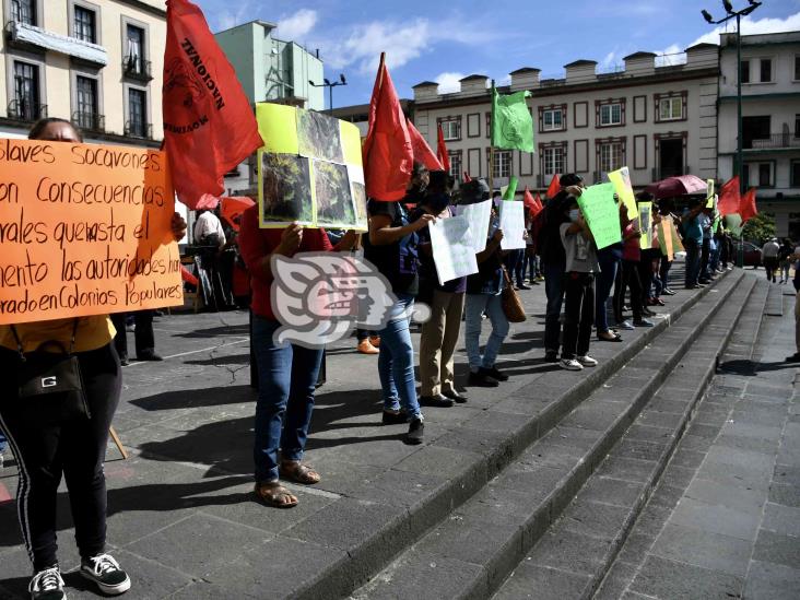 Piden Antorchistas atender colonias afectadas por lluvias en Xalapa