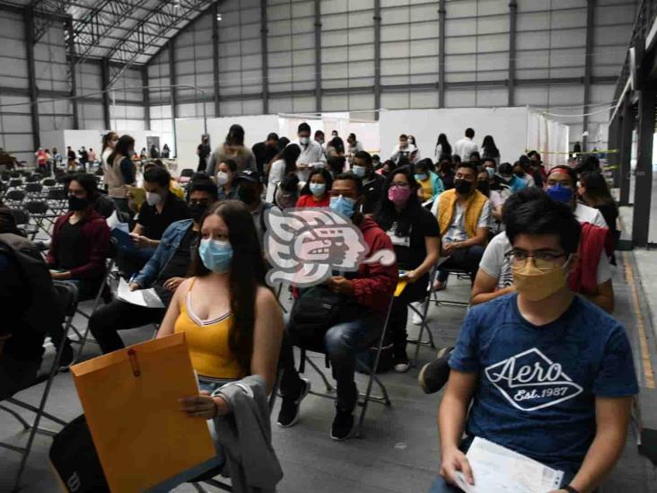 Inicia en Xalapa jornada de segunda dosis de vacuna anticovid para generación 18 a 29