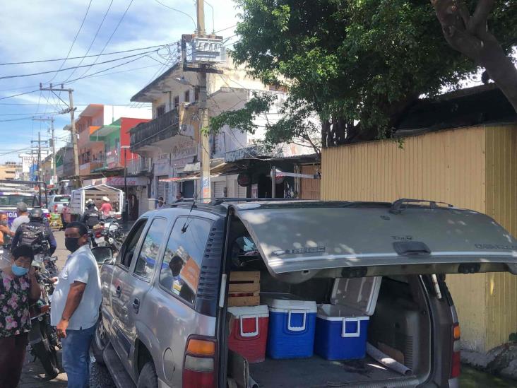 Muere de un infarto comerciante en calles del Puerto