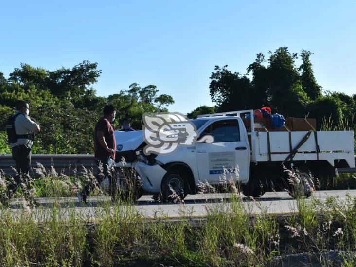 Tres heridos en par de choques en zona de Acayucan 