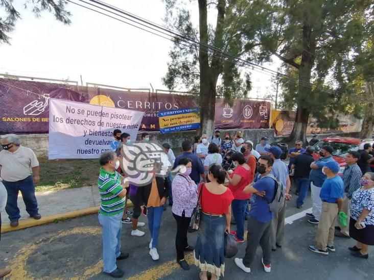 Protestan contra ‘privatización’ del campo Cerritos en Orizaba