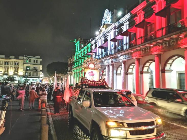 Con procesión, arrancan festejos de San Rafael Guízar Valencia en Xalapa