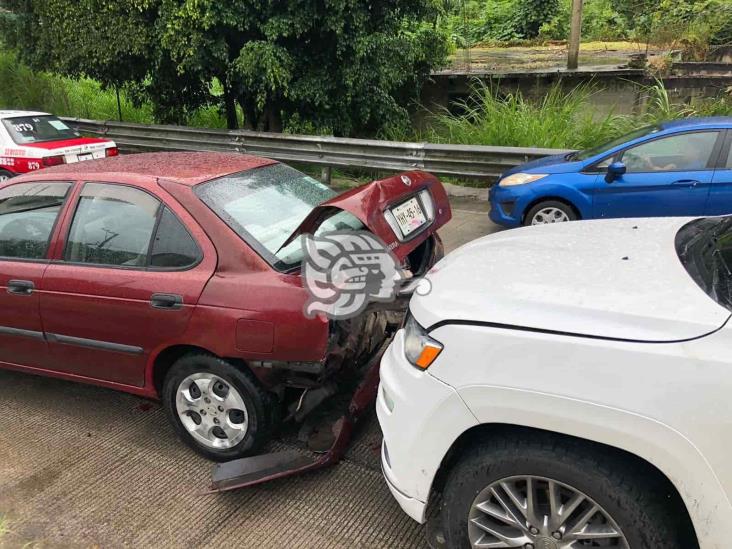 Por lluvia, reportan 4 accidentes en bulevar Xalapa- Coatepec