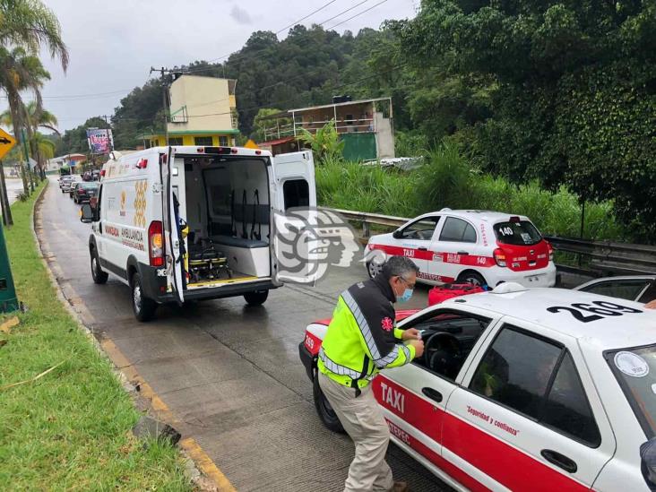 Por lluvia, reportan 4 accidentes en bulevar Xalapa- Coatepec