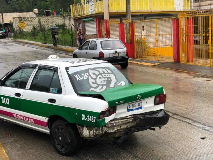 Por lluvia, reportan 4 accidentes en bulevar Xalapa- Coatepec