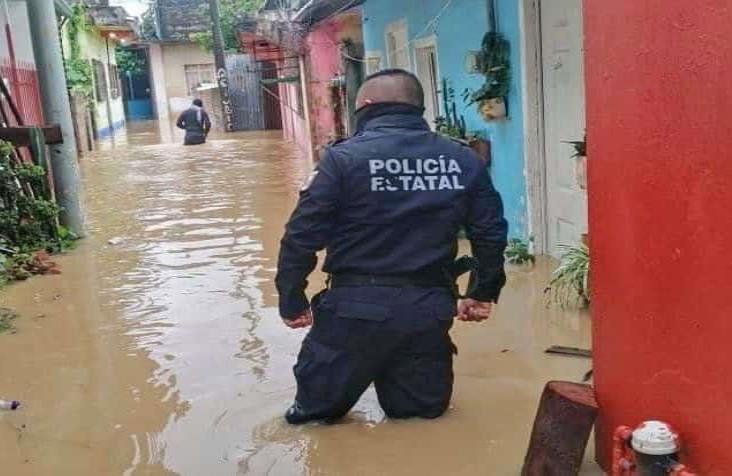 Por desbordamiento de río, implementa SSP Plan Tajín en Agua Dulce