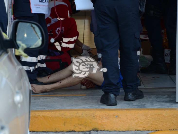 Golpean y detienen a asaltante en tienda de Veracruz