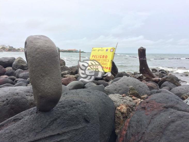 Aparecen muestras de “Stone Balancing” en bulevar Manuel Ávila Camacho