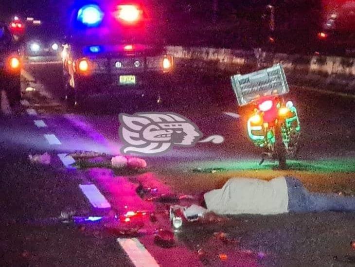 Muere motociclista arrollado por autobús TRV