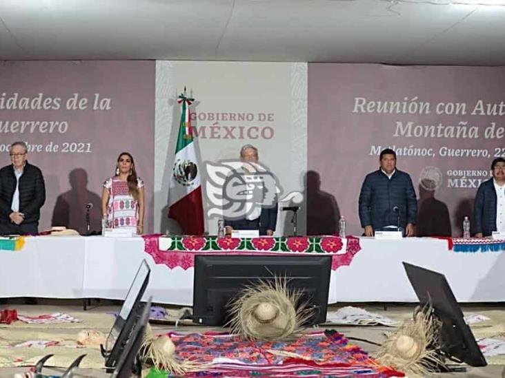 Promete AMLO reforzar programas sociales en Guerrero