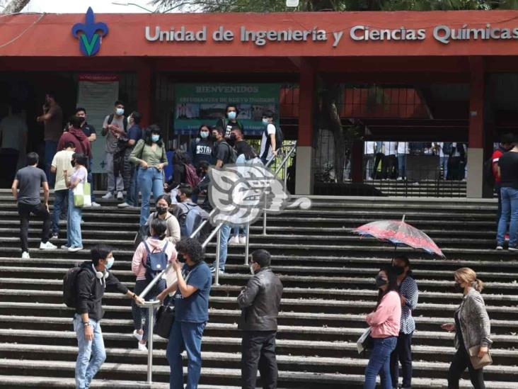 SEV y UV buscan espacios para jóvenes que no lograron ingresar a la universidad