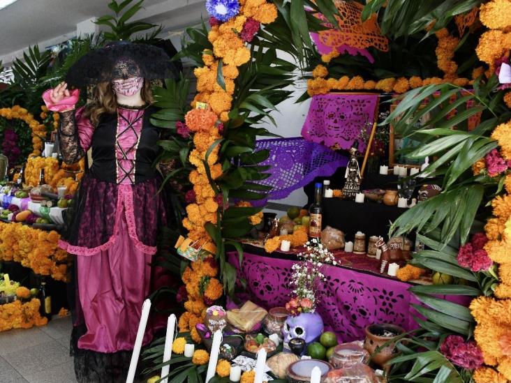 Con altares, SSTEEV busca preservar la memoria y la tradición de Día de Muertos