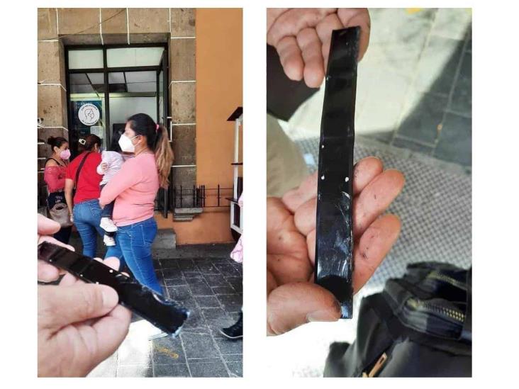 Usuarios detectan trampa en cajero automático, en Puebla