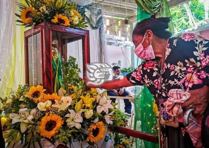 Devotos de San Judas en Cosoleacaque mantienen fe sin algarabía