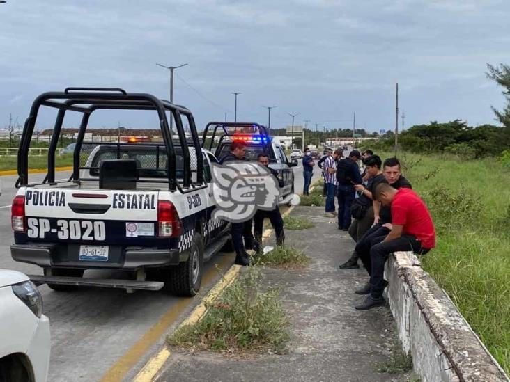 Hallan restos humanos en lote baldío de Veracruz