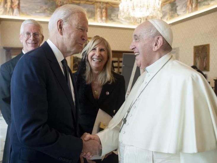 Biden y papa Francisco hablan sobre pobreza, cambio climático, pandemia y migración