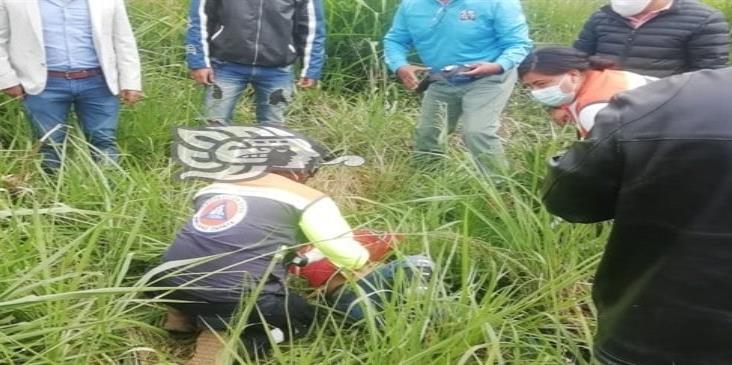Derrapa motociclista cerca del 63 Batallón, en Xalapa