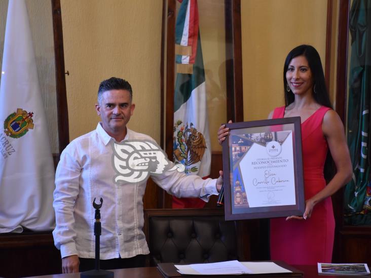 En Orizaba, nombran huésped distinguido a bailarina Elisa Carrillo