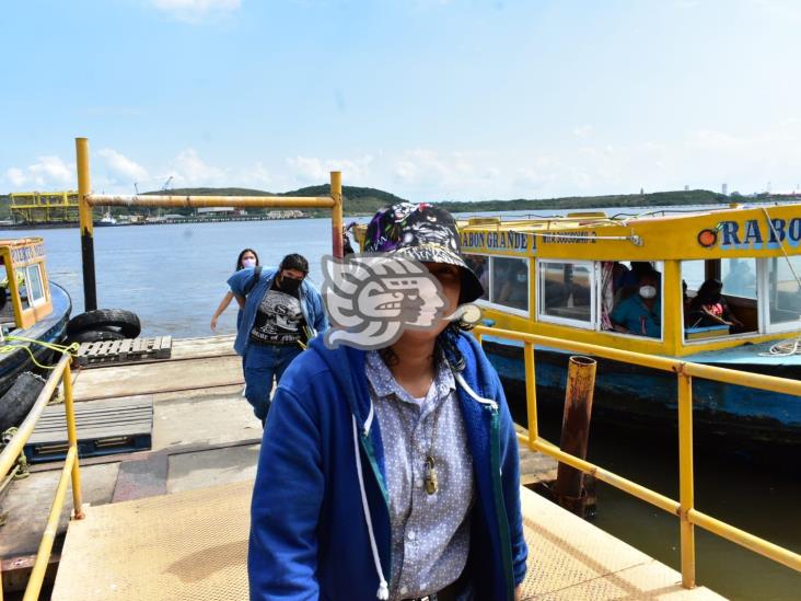 Descuidan medidas sanitarias en servicio de lanchas de Coatzacoalcos