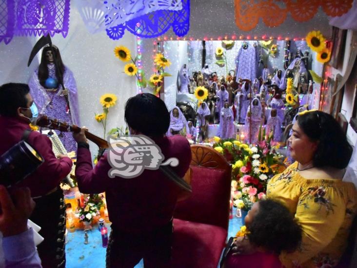 Mega fiesta en honor a la “Santa Muerte” en Acayucan