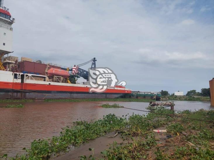 Hallan flotando en Alvarado cadáver de un hombre