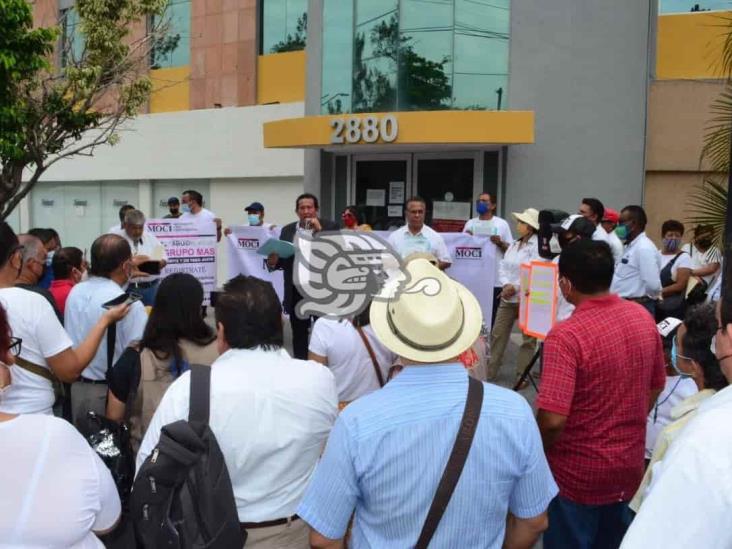 Plantón de MOCI afuera de Profeco es para recibir respuesta a quejas sobre Grupo MAS