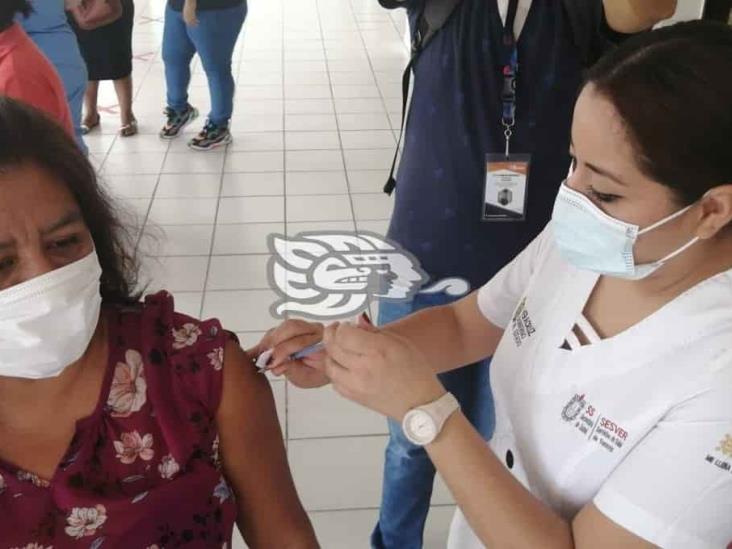 Avanza vacunación contra la influenza en Coatzacoalcos