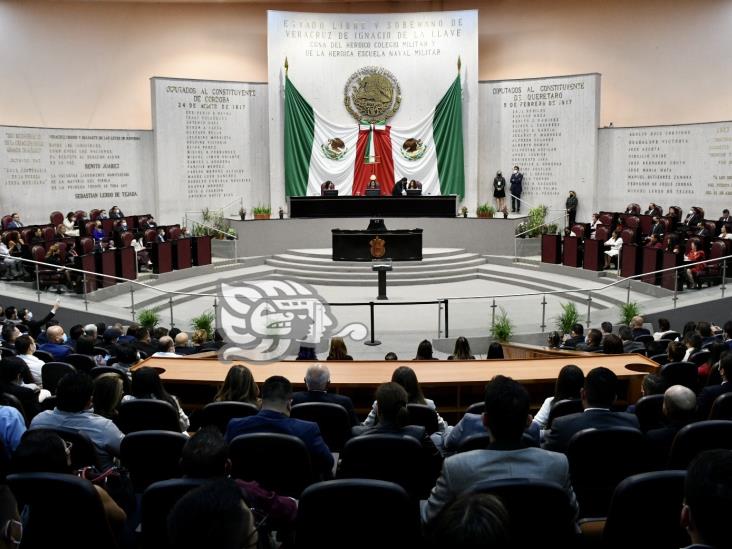 En 2022, reducción de salarios y austeridad para el Congreso de Veracruz