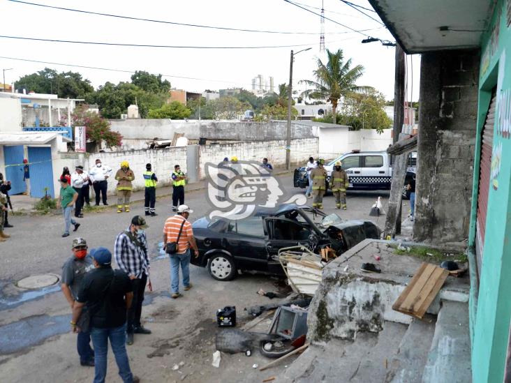 Mueren dos hombres en trágico accidente en Boca del Río