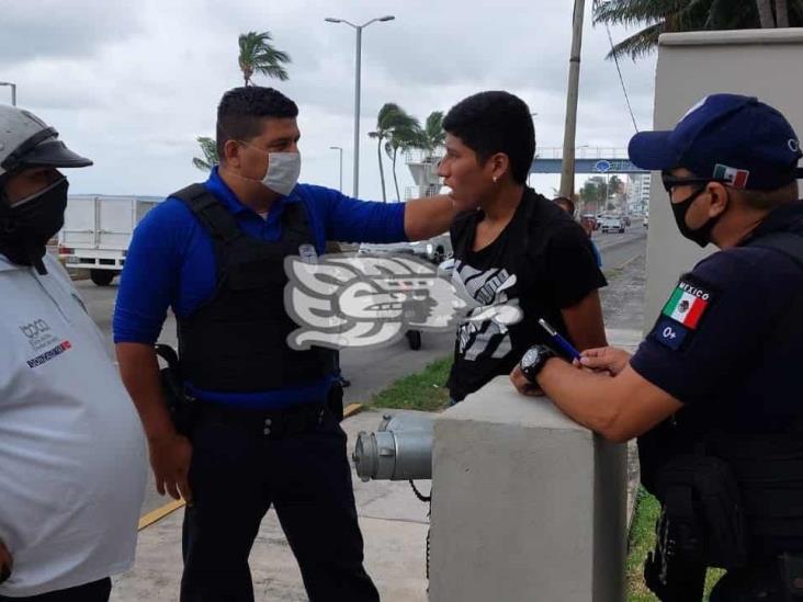 Asalta a mujer y lo atrapan vecinos de Boca del Río