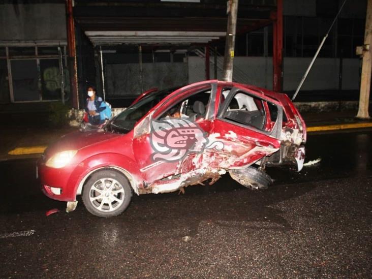 Aparatoso accidente por alcance en Coatzacoalcos; 4 lesionados