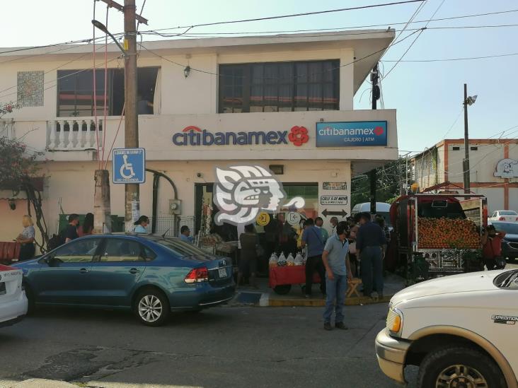 Pésima la atención en la sucursal bancaria de Nanchital