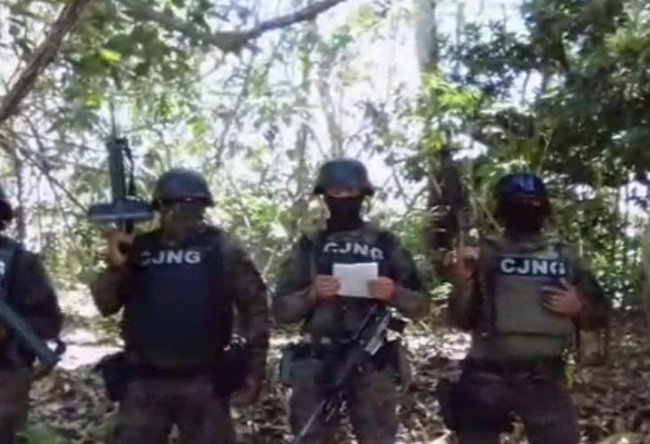 En partes de México, Ejército se invisibiliza ante el narco, acusan en Michoacán