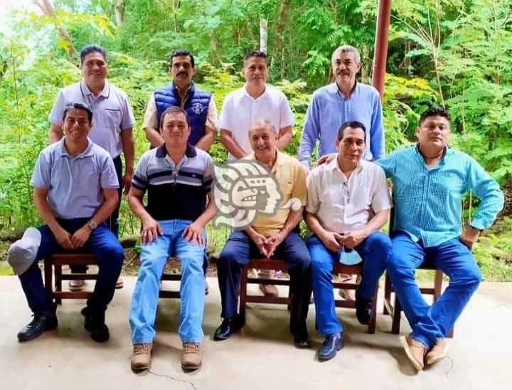 Se reúnen alcaldes electos del distrito de Cosoleacaque