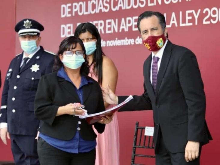 Policías pueden estar seguros, sus familias siempre estarán protegidas