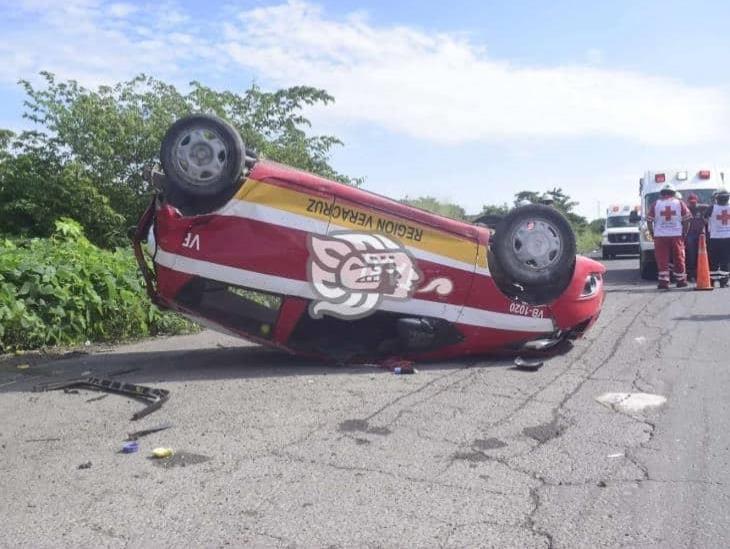 Impactan a taxi y muere pasajero en el libramiento Paso del Toro-Santa Fe