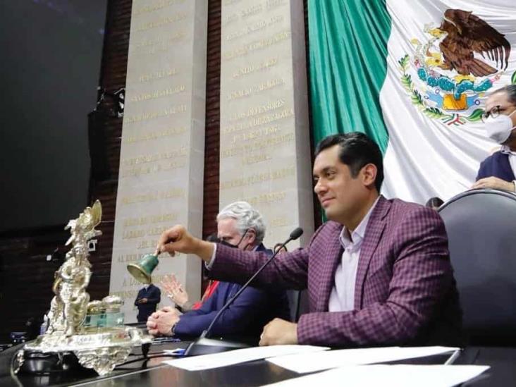 Veracruzano Sergio Gutiérrez cumple con el Presupuesto; AMLO agradece